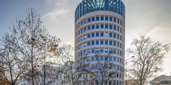 Constructeur de bureaux